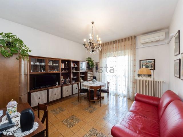 Appartamento in vendita a Concorezzo, Lombardia
