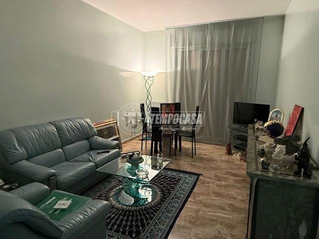 Appartamento in vendita a Baranzate, Lombardia