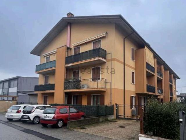Appartamento in vendita a Lavagno, Vago