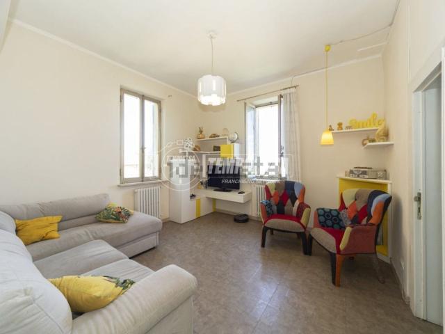 Appartamento in vendita a Sant'Erminio, Cenerente