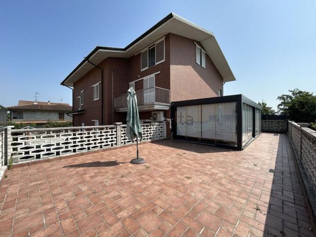 Appartamento in vendita a Cascina Badile, Zibido San Giacomo