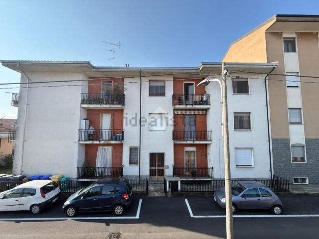 Appartamento in vendita a Santhià, Vercelli