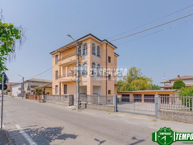 Appartamento in vendita a Barona, Albuzzano