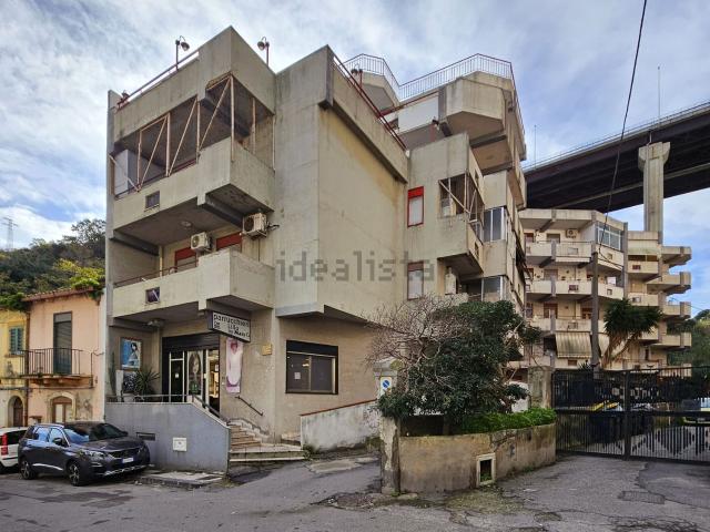 Appartamento in vendita a V Circoscrizione, Messina