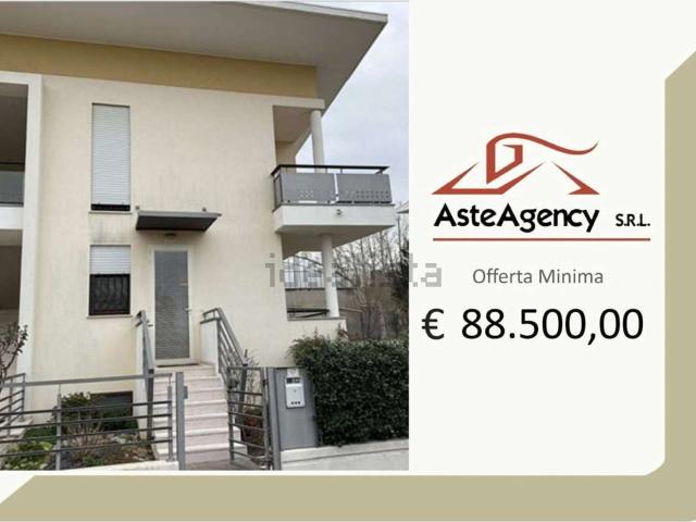 Appartamento in vendita a Vallefoglia, Marche
