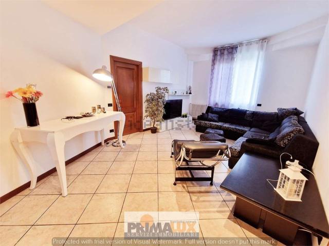 Appartamento in vendita a Cesano Maderno, Binzago