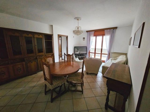 Appartamento in vendita a Borgo Val di Taro, Parma