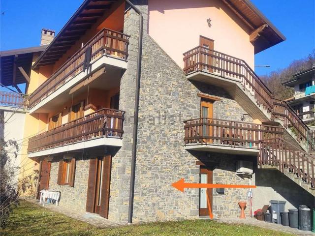 Appartamento in vendita a Sant'omobono Imagna, Lombardia