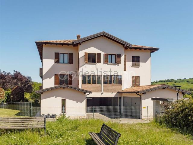 Appartamento in vendita a Appennino Reggiano, Re