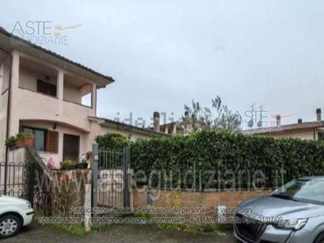 Appartamento in vendita a Barbarano Romano, Lazio
