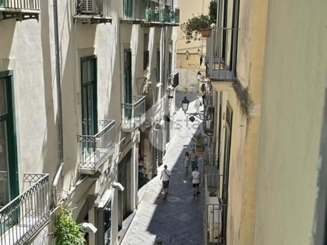 Appartamento in vendita a Salerno, Campania
