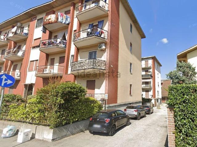 Appartamento in vendita a Cerano, Novara