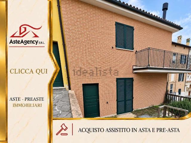 Appartamento in vendita a Cerreto d'Esi, Ancona