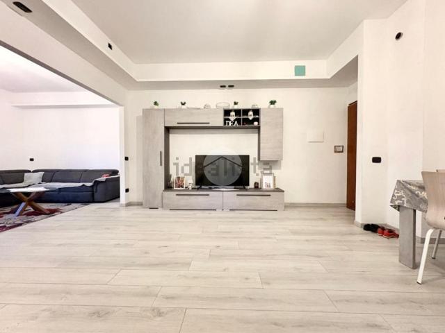 Appartamento in vendita a Sant'Ambrogio, Cremona