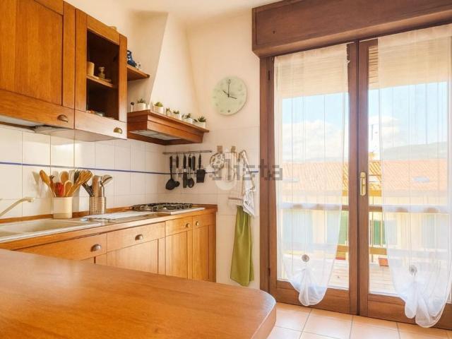 Appartamento in vendita a Ponzano Magra, Santo Stefano Di Magra