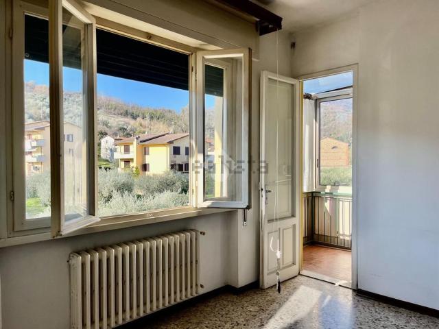 Appartamento in vendita a Uzzano E Castello, Toscana