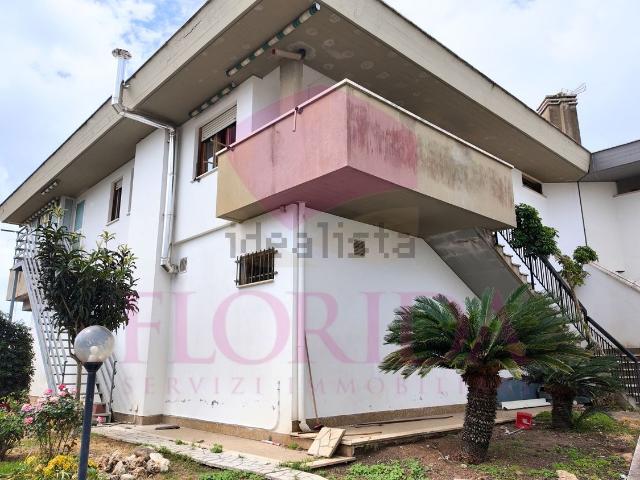 Appartamento in vendita a Piscinari, Roma Capitale
