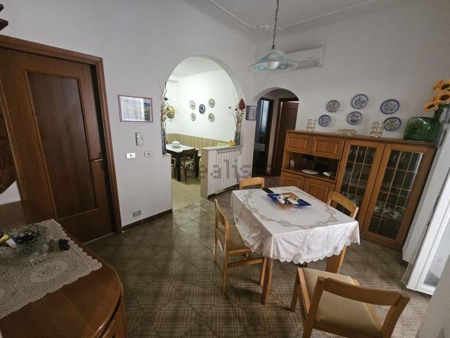 Appartamento in vendita a Oltreletimbro, Albisola Capo
