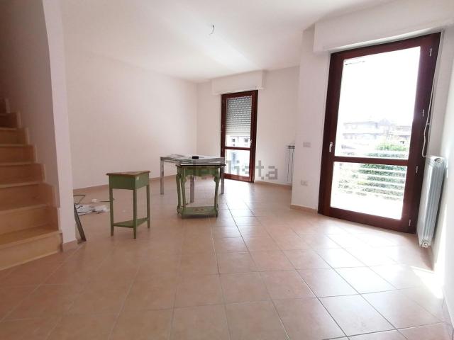 Appartamento in vendita a Sutri, Lazio