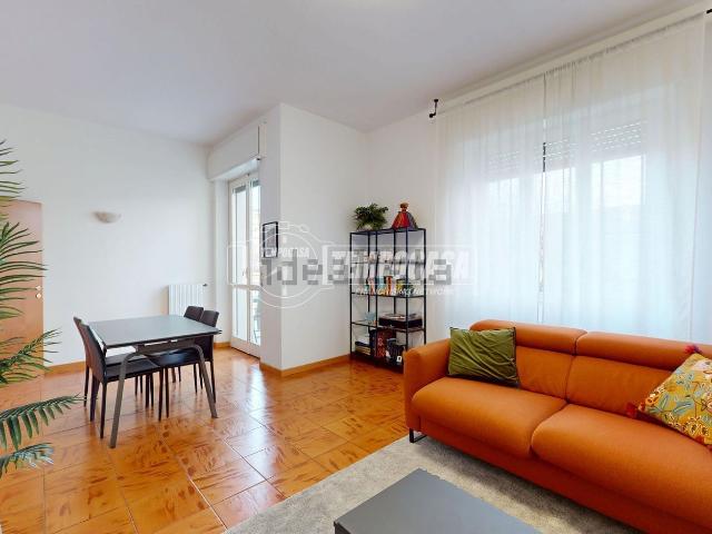 Appartamento in vendita a Caviana, Verano Brianza