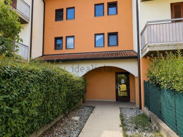 Appartamento in vendita a Rezzato, Lombardia