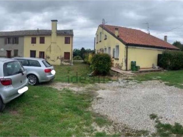 Appartamento in vendita a Menà, Castagnaro