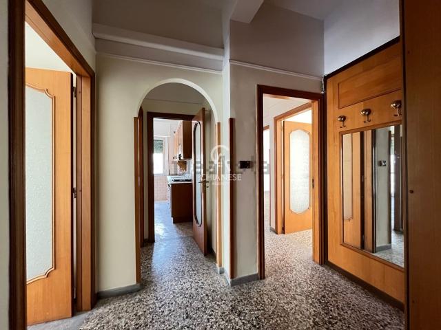 Appartamento in vendita a Salerno, Campania