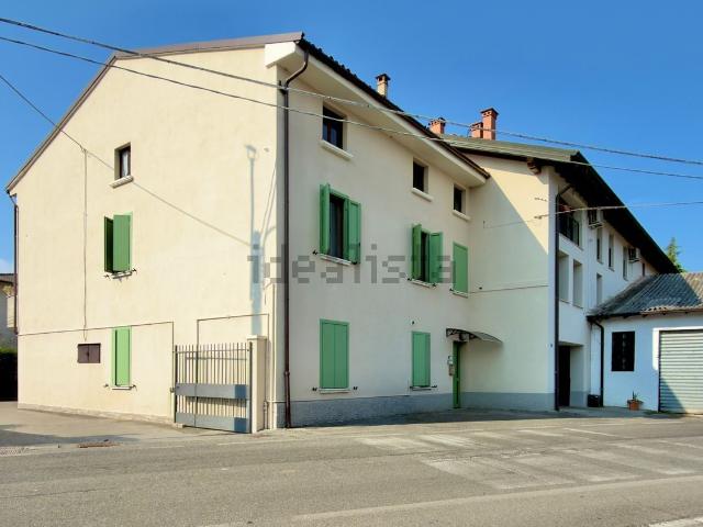 Appartamento in vendita a Capriano del Colle, Brescia