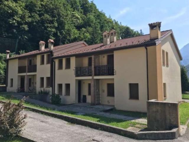 Appartamento in vendita a Posina, Veneto