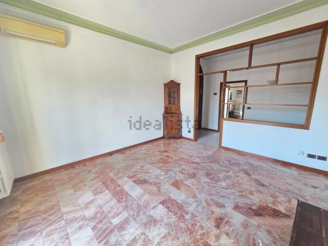 Appartamento in vendita a Signa, Toscana