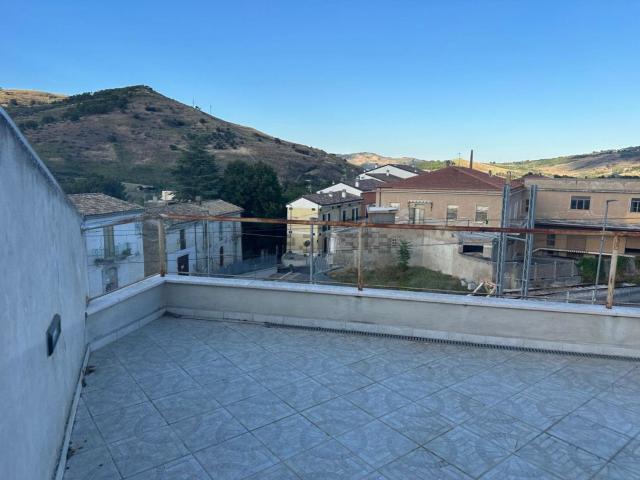 Appartamento in vendita a Torre De' Passeri, Abruzzo