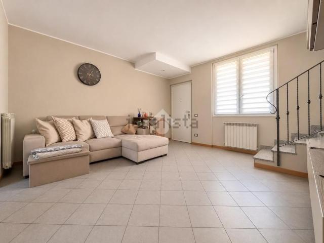 Appartamento in vendita a Pagazzano, Bergamo