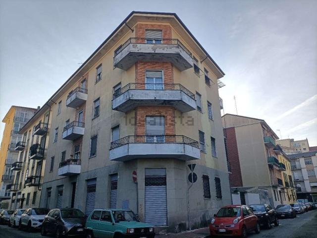 Appartamento in vendita a Porta Torino, Vercelli