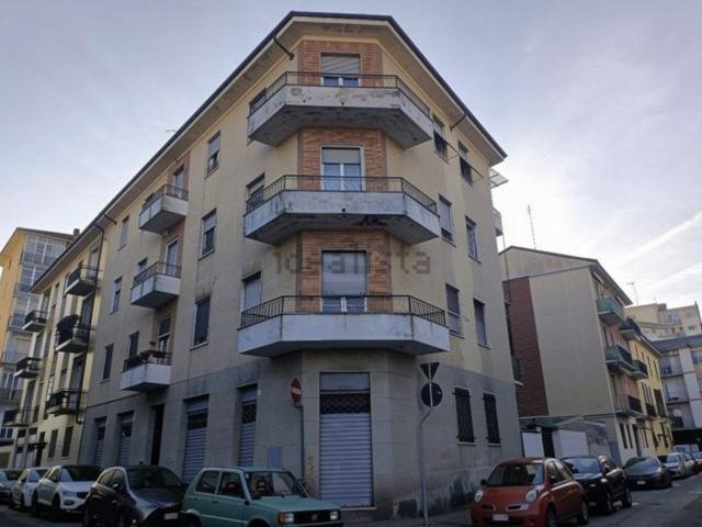 Appartamento in vendita a Porta Torino, Vercelli
