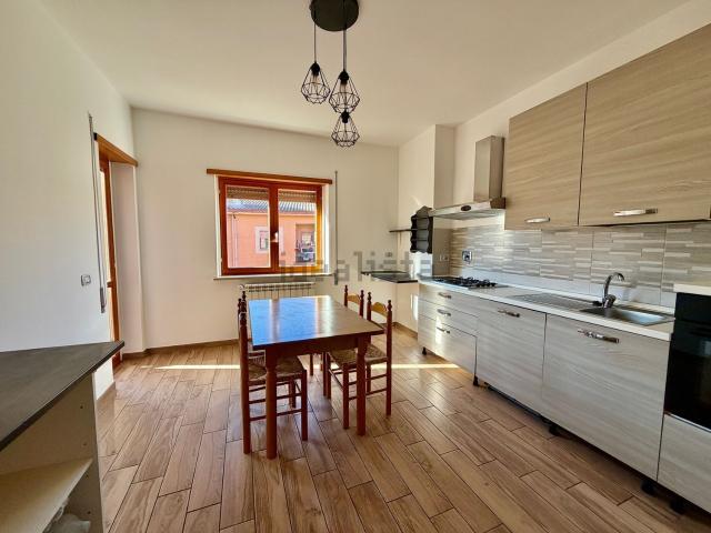 Appartamento in vendita a Squarciarelli, Roma Capitale