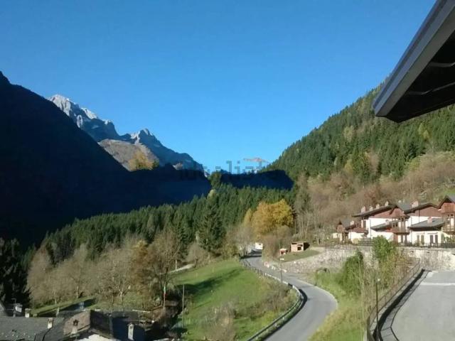 Appartamento in vendita a Ardesio, Lombardia