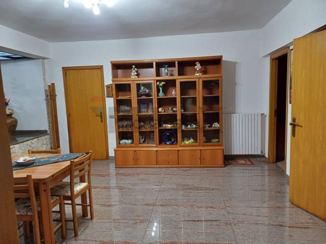 Appartamento in vendita a Chiaramonte Gulfi, Sicilia