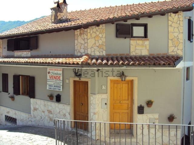 Appartamento in vendita a Pereto, Abruzzo