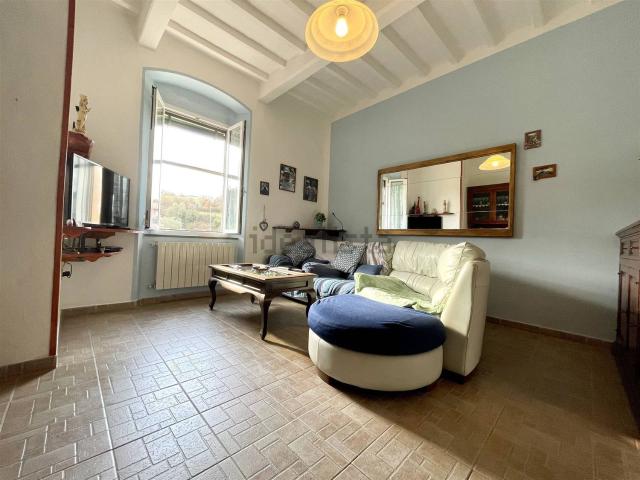 Appartamento in vendita a Massa Marittima, Toscana