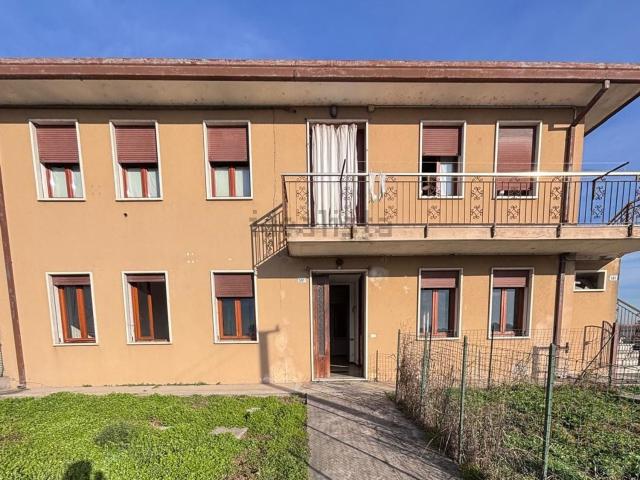 Appartamento in vendita a Piacenza D'adige, Veneto
