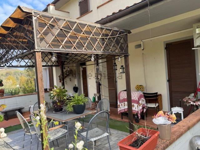 Appartamento in vendita a Santa Maria A Monte, Toscana