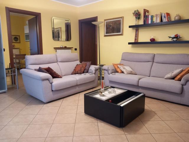 Appartamento in vendita a Cascina Borloni, Voghera