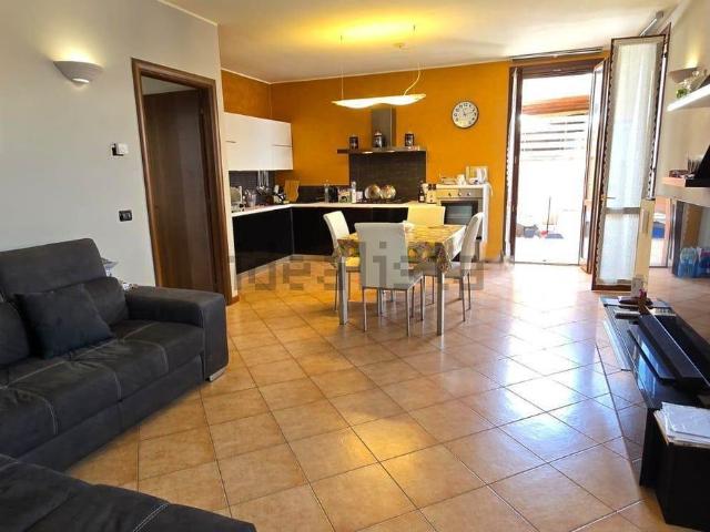 Appartamento in vendita a Viadana, Mantova