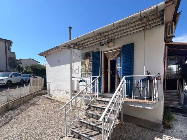 Appartamento in vendita a Osimo Stazione, Osimo