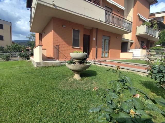 Appartamento in vendita a Cortona, Toscana