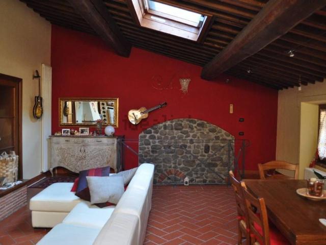 Appartamento in vendita a Uzzano E Castello, Toscana