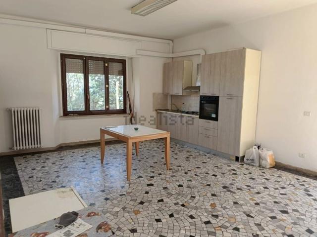 Appartamento in vendita a Magione, Umbria