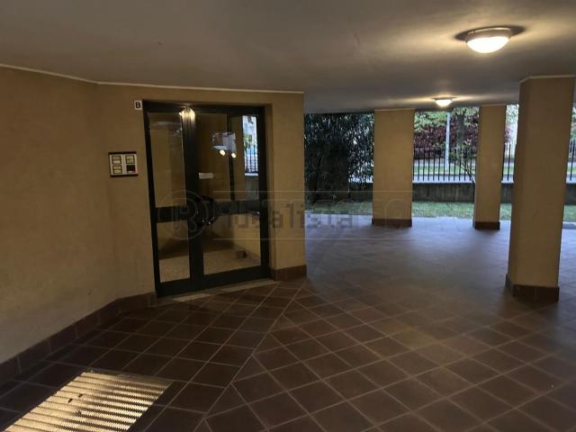 Appartamento in vendita a Boltiere, Bergamo