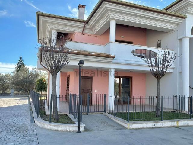 Appartamento in vendita a Mancini, San Vito Chietino