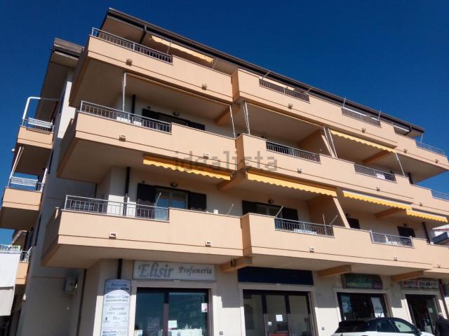 Appartamento in vendita a Calabria, Reggio Calabria